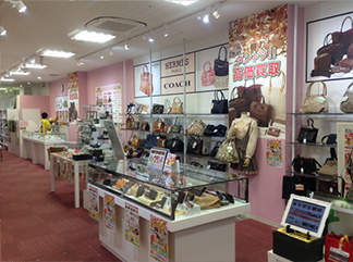 ラフレ初生店